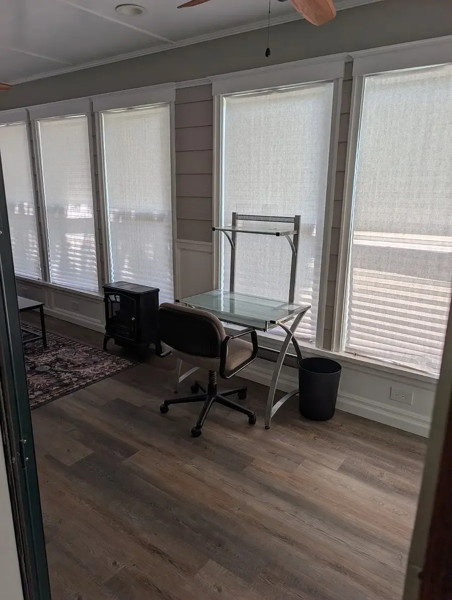 Private sitting room with desk